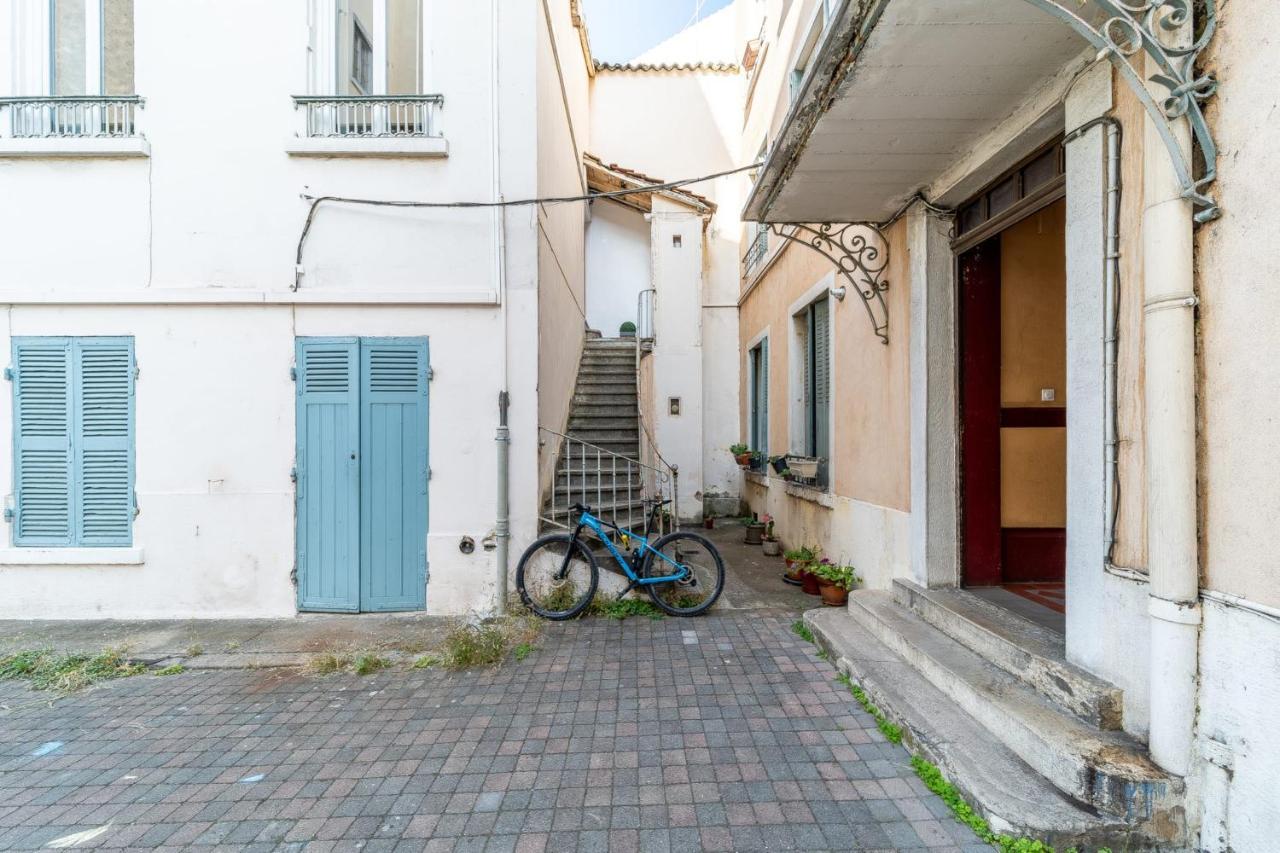 Le Marietton Appartement Cosy A Deux Pas Du Metro Valmy Lyon Exterior photo